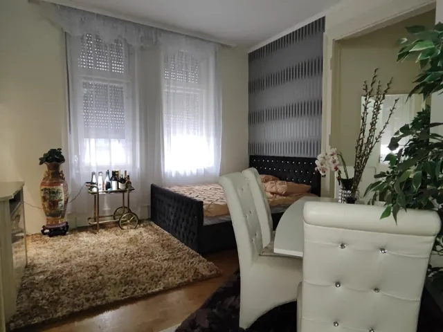 Eladó lakás Szeged, Belváros 95 nm