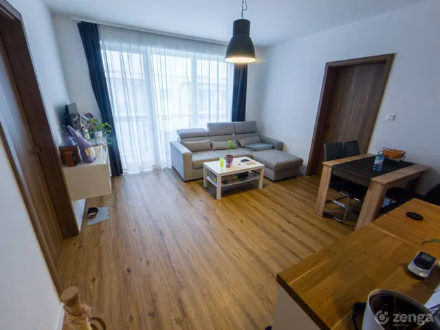 Eladó lakás Győr 52 nm