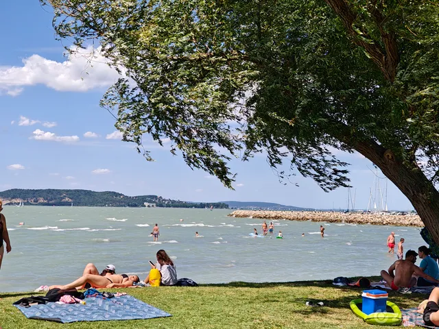 Eladó telek Balatonföldvár, Árnyas lakópark 5. 1068 nm