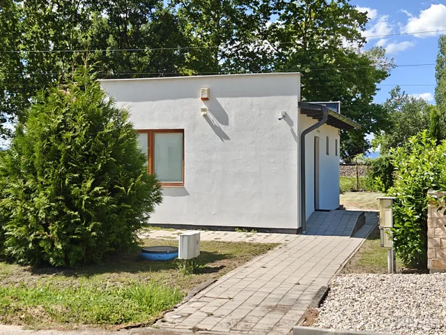 Eladó nyaraló Balatonföldvár 41 nm