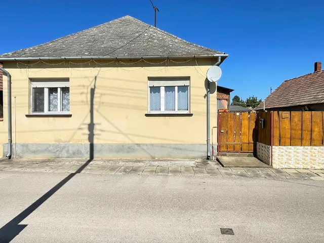 Eladó ház Somlóvásárhely 98 nm