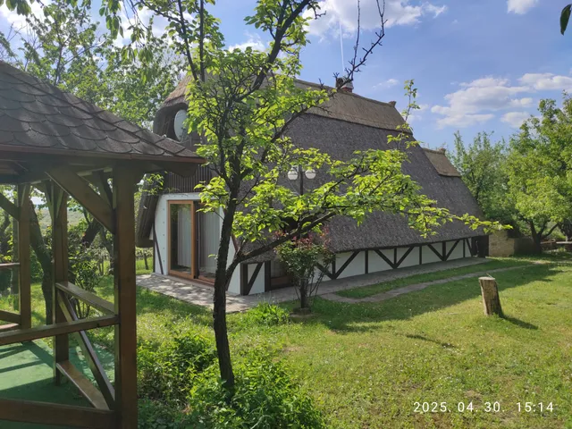 Eladó üdülő és hétvégi ház Lovasberény 120 nm