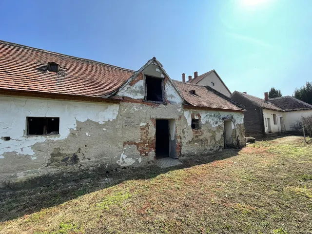 Eladó ház Sárvár, Sársziget utca 59. 58 nm