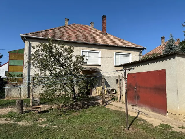 Eladó ház Káld, Deák Ferenc utca 59. 92 nm