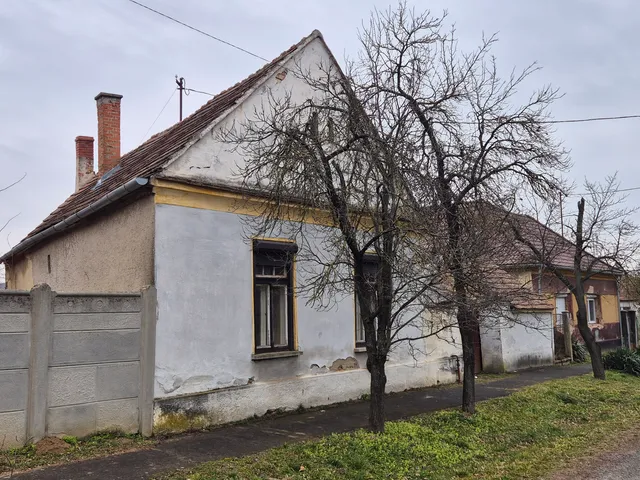 Eladó ház Nagysimonyi 75 nm