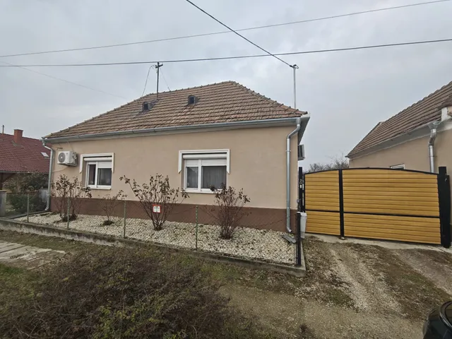 Eladó ház Csönge 95 nm