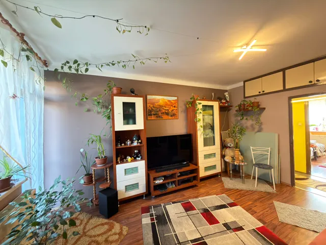 Eladó lakás Sárvár, Alkotmány úti lakótelep 55 nm