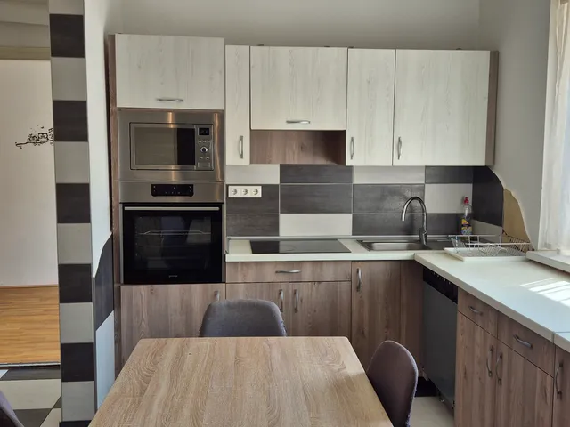 Eladó lakás Sárvár, Vármellék 57 nm