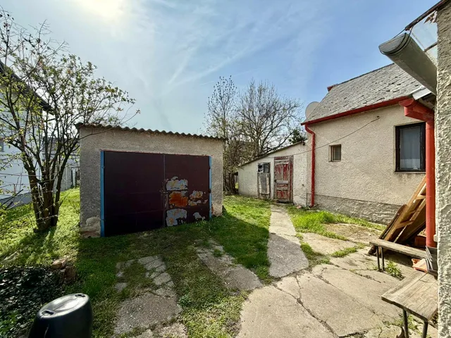 Eladó ház Sárvár, Kertváros 80 nm