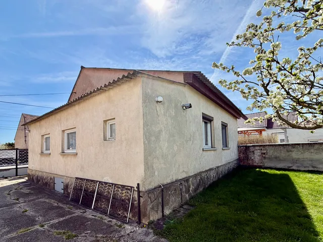 Eladó ház Sárvár, Kertváros 82 nm