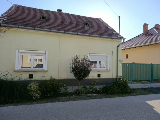 Eladó ház Sárvár 110 nm