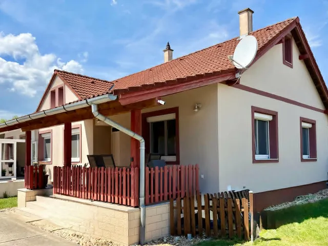Eladó ház Csénye 148 nm