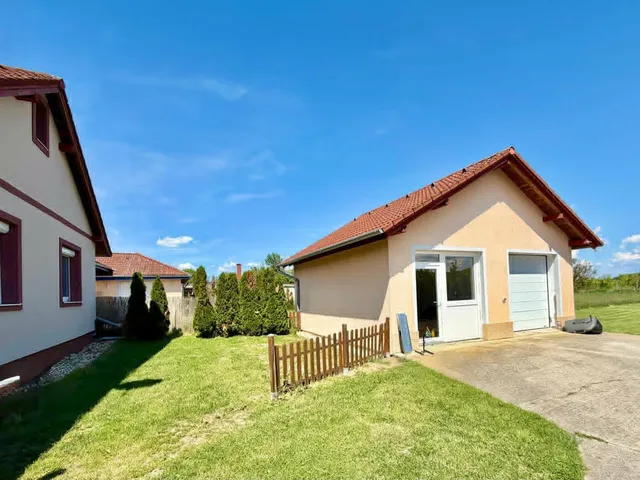 Eladó ház Csénye 148 nm