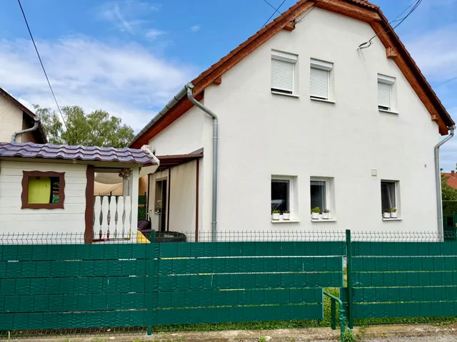 Eladó ház Sárvár, Péntekfalu 84 nm