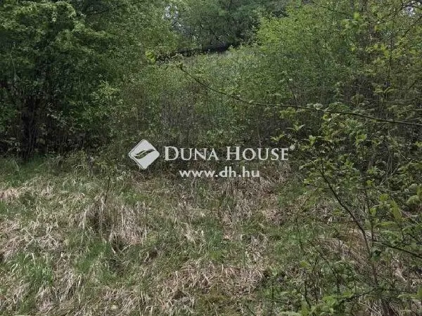 Eladó telek Pilismarót 720 nm