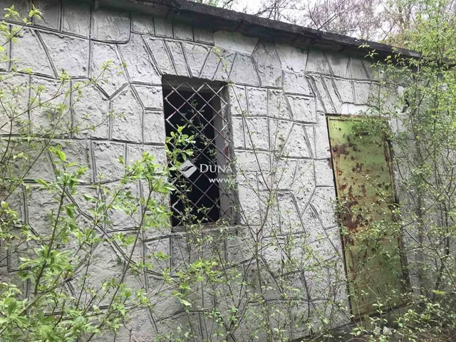 Eladó telek Pilismarót 720 nm