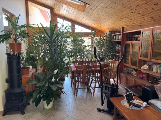 Eladó ház Budapest XXII. kerület, Baross Gábor telep 250 nm