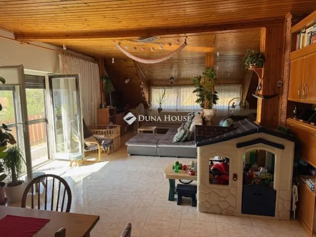 Eladó ház Budapest XXII. kerület, Baross Gábor telep 250 nm