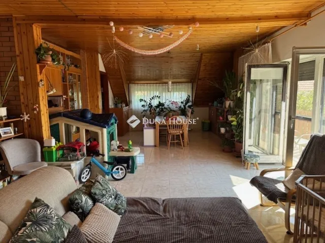 Eladó ház Budapest XXII. kerület, Baross Gábor telep 250 nm