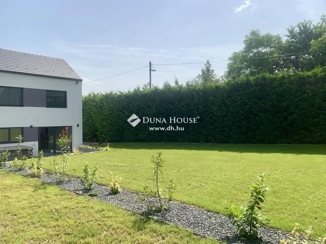 Eladó ház Törökbálint 148 nm