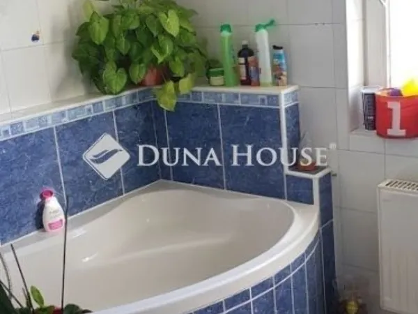 Eladó ház Biatorbágy 200 nm