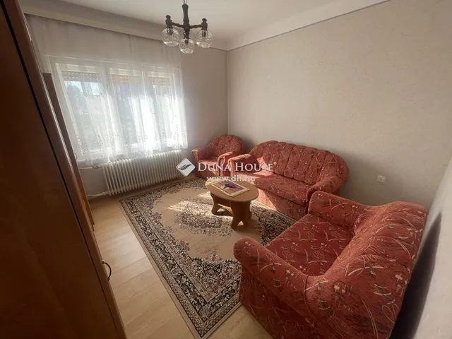 Eladó ház Diósd 200 nm