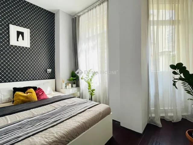 Eladó lakás Budapest VI. kerület 54 nm