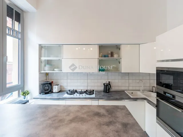 Eladó lakás Budapest IX. kerület, Belső Ferencváros 121 nm