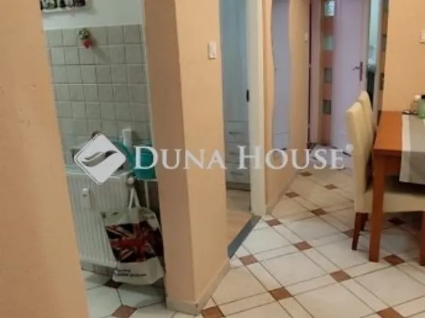 Eladó lakás Budapest III. kerület 57 nm