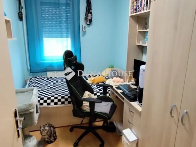 Eladó lakás Budapest III. kerület 57 nm