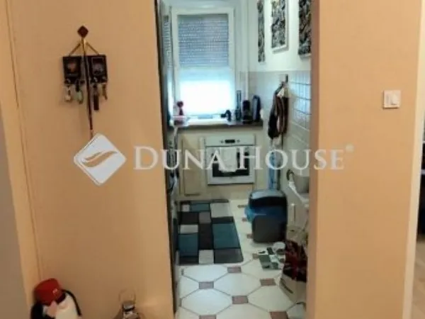 Eladó lakás Budapest III. kerület 57 nm