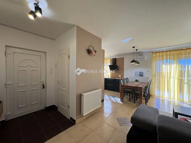 Eladó lakás Szigetszentmiklós 88 nm