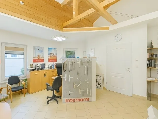 Eladó ház Törökbálint 283 nm