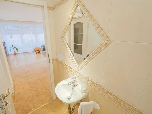 Eladó ház Törökbálint 283 nm