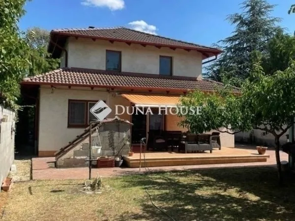 Eladó ház Törökbálint 283 nm