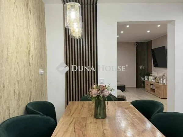 Eladó ház Halásztelek 300 nm