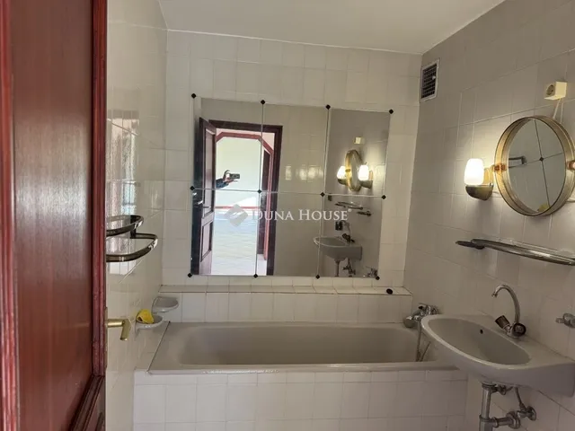 Eladó ház Budapest XXII. kerület 246 nm