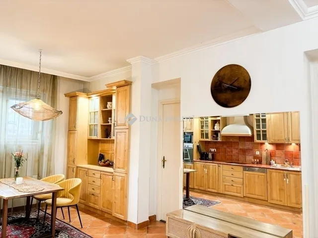 Eladó lakás Budapest XI. kerület 73 nm