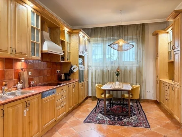 Eladó lakás Budapest XI. kerület 73 nm