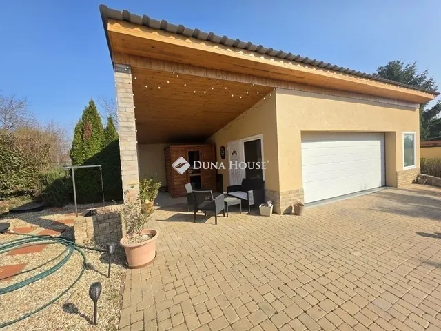 Eladó ház Diósd 170 nm