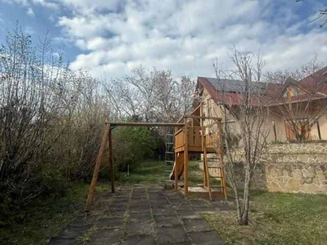 Eladó ház Pákozd 190 nm