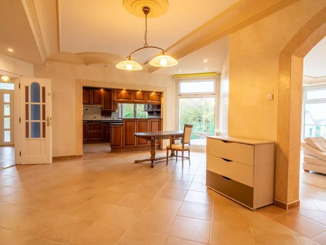 Eladó ház Szentendre 531 nm