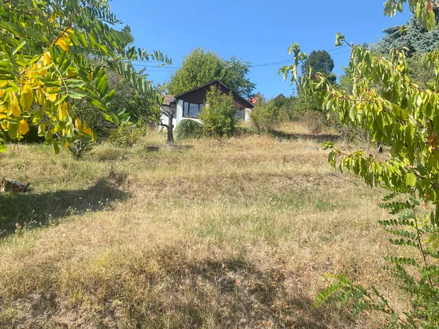 Eladó telek Leányfalu 1280 nm
