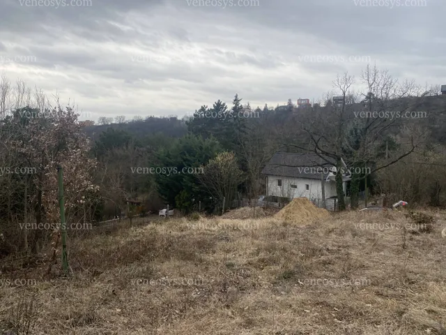 Eladó telek Szentendre 1228 nm