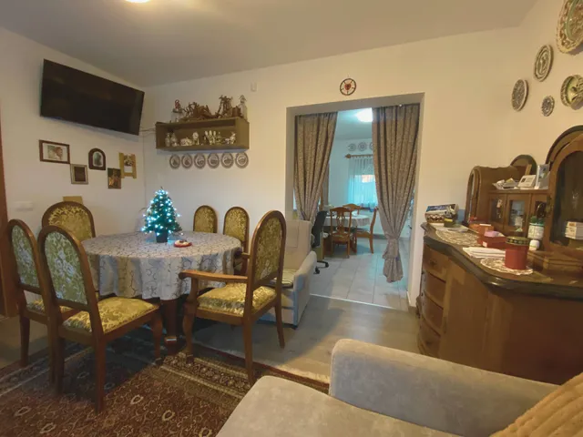 Eladó lakás Aszód 64 nm