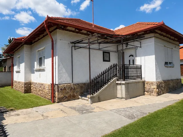 Eladó ház Aszód, Újtelep 80 nm
