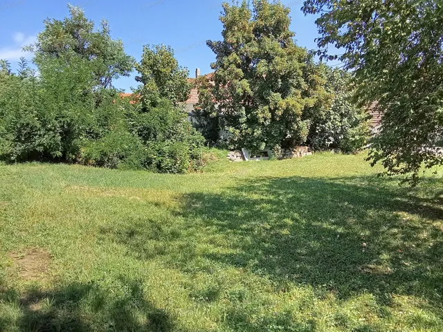 Eladó telek Nagymaros 533 nm