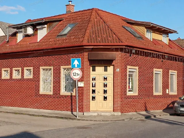 Eladó ház Vác, Kisvác 91 nm