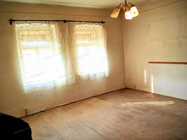 Eladó ház Vámosmikola 90 nm