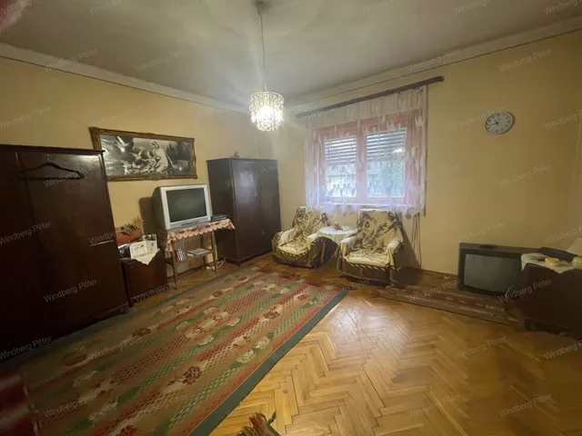 Eladó lakás Kemence 90 nm